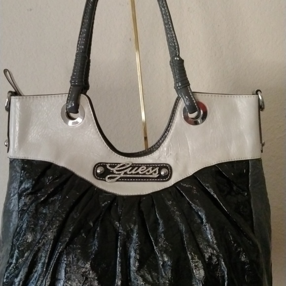 Guess color block tote - Picture 2 of 9